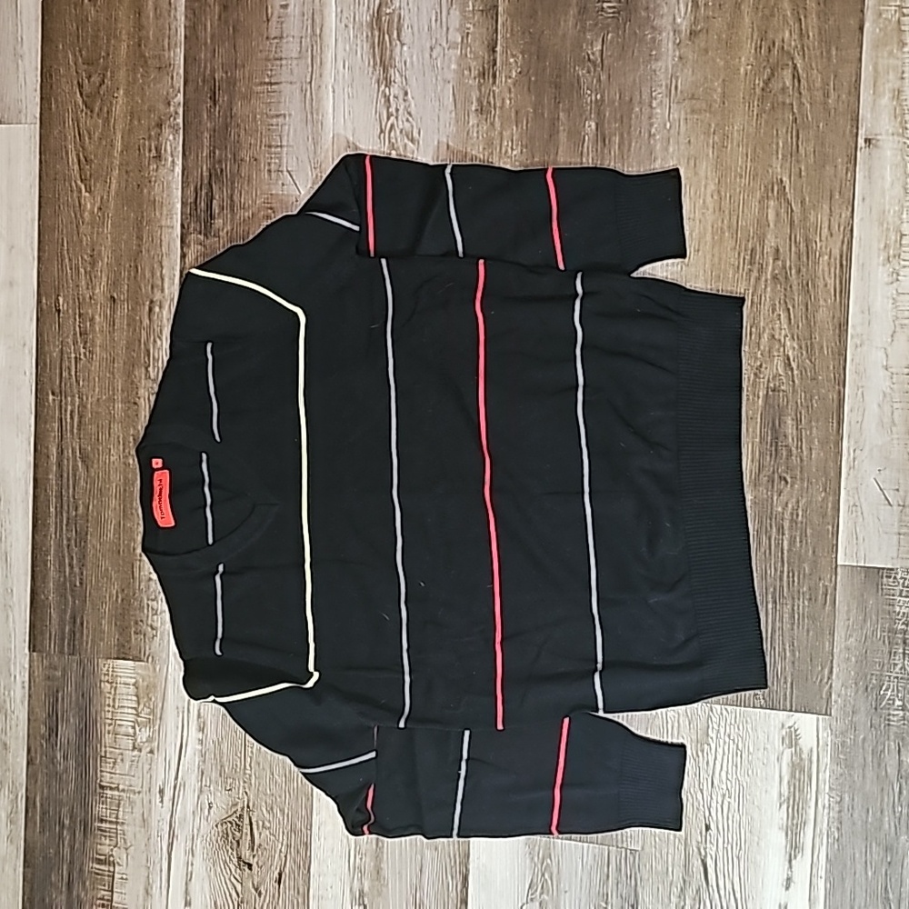 Tomodachi v neck dress shirt